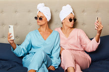 Load image into Gallery viewer, The Queen - Navy